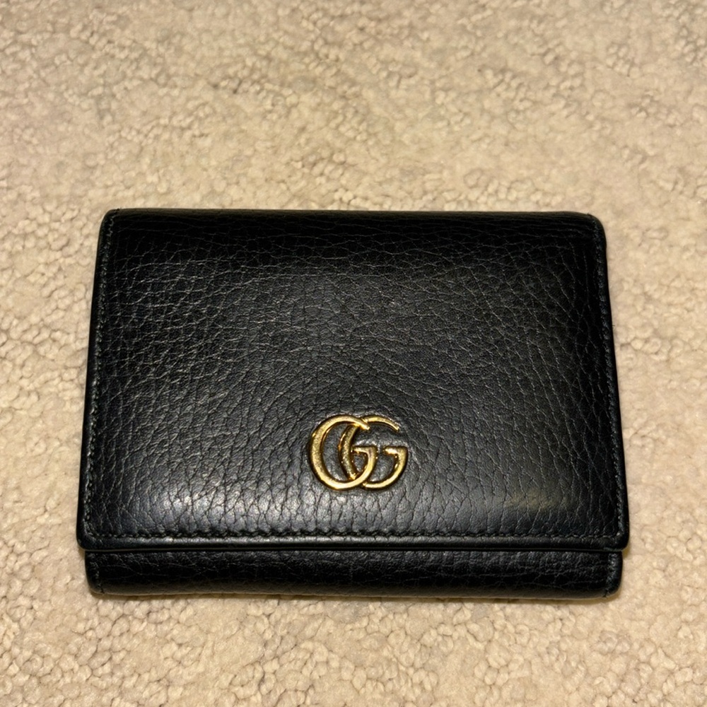 Gucci GG Marmont trifold black leather wallet